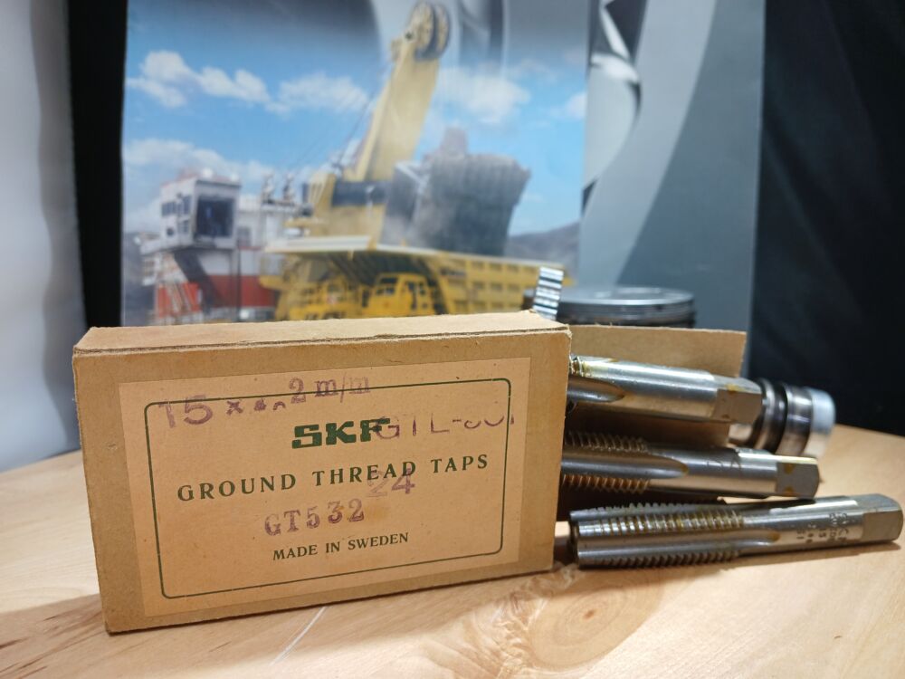M15X2.0, SKF 3-OSAINEN KIERRETAPPI-SARJA, #ajoneuvoihin uusi kierrekoko#, 15x2.0, OIKEAKÄTINEN, KIERRETAPPI-SARJA SKF, PITUUS 87MM, EU189514
