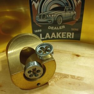 M8X0.5, KIERREPAKKA, # tiheä kierre #, PYÖREÄ, HALKAISIJA 25MM, EU191260